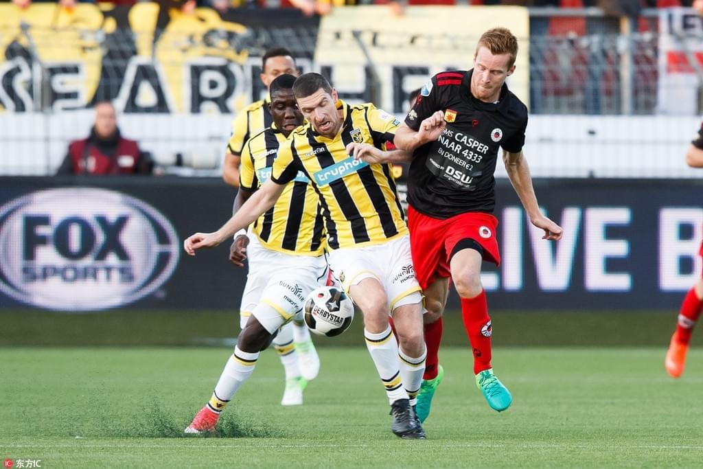 通过边路的 通过边路的