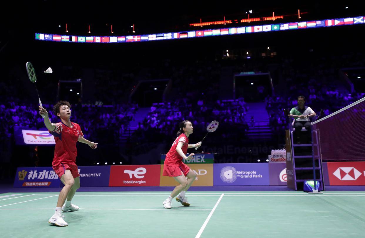 场竞争中 场竞争中