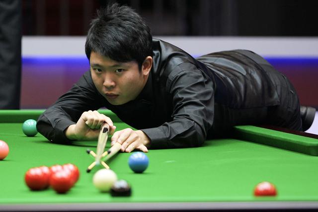 到了篮球场 到了篮球场